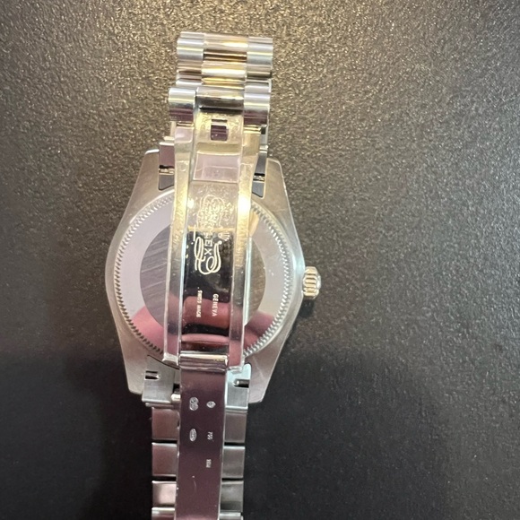 Great condition Charles Hubert Paris women’s watch - Picture 5 of 6